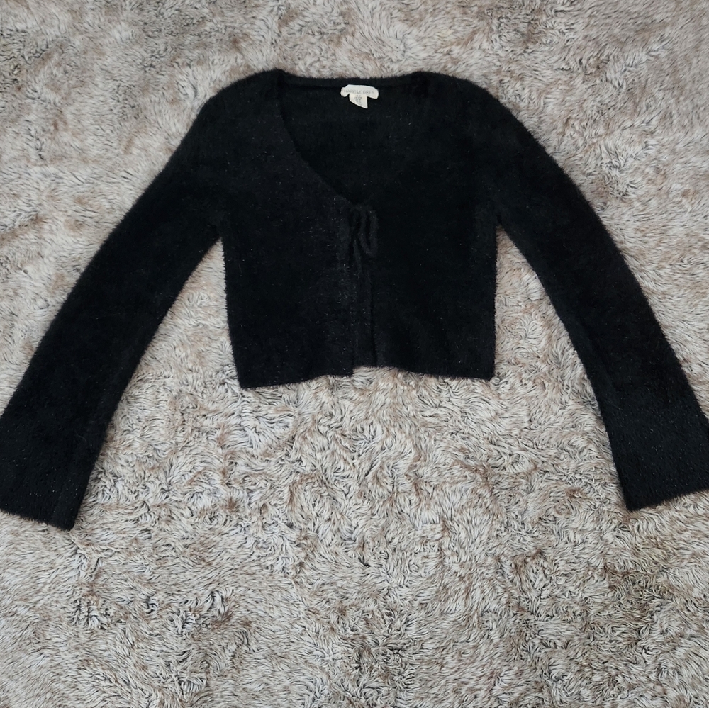 Happily Grey Fuzzy Bell Sleeve Cropped Cardigan Sweater Black Size Medium